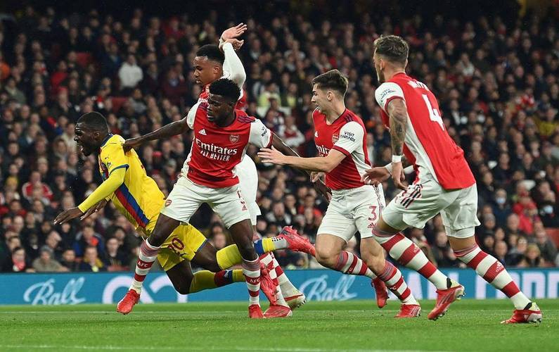 博彩平台排名-纽卡斯尔客场逼平富勒姆，比分悬殊无胜负的简单介绍